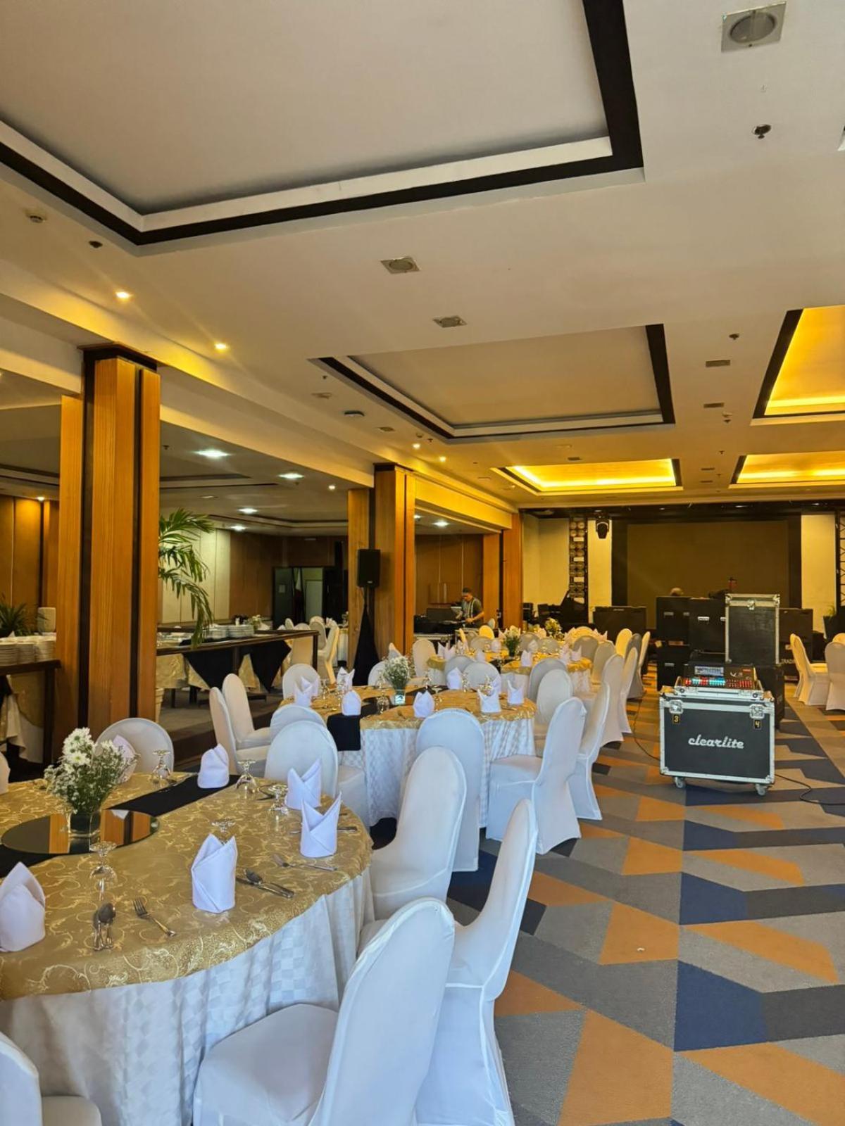 Cebu Grand Hotel ภายนอก รูปภาพ